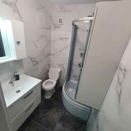 Appartement D&d Apartment's Delightful With Parking!
