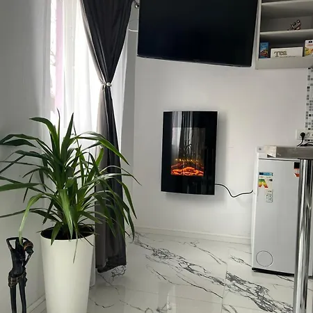 Appartement D&d Apartment's Delightful With Parking!